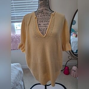 Torrid Butter Yellow Sweater Sz 3